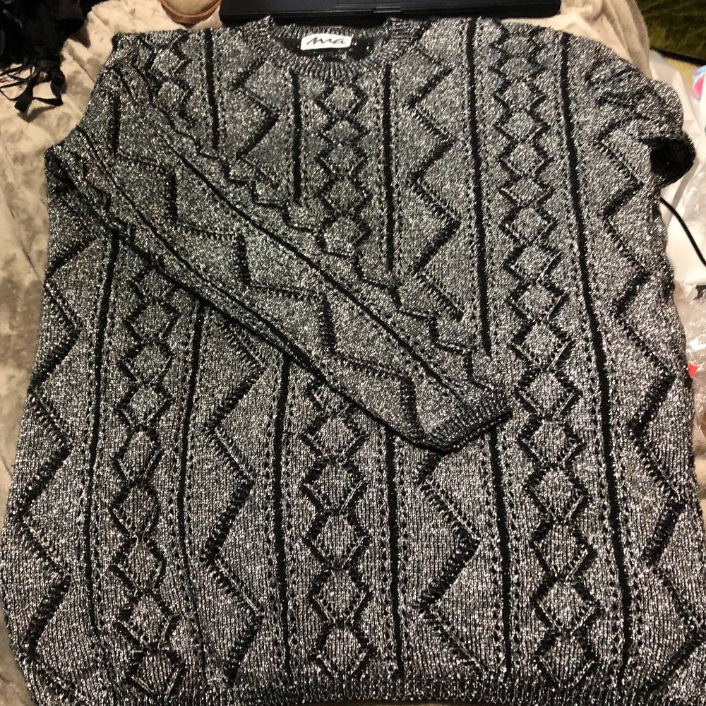 Size L VINTAGE MIA crewneck pullover sweater